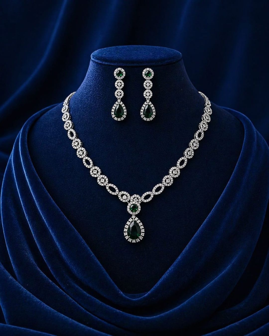 Emerald Royale AD Set