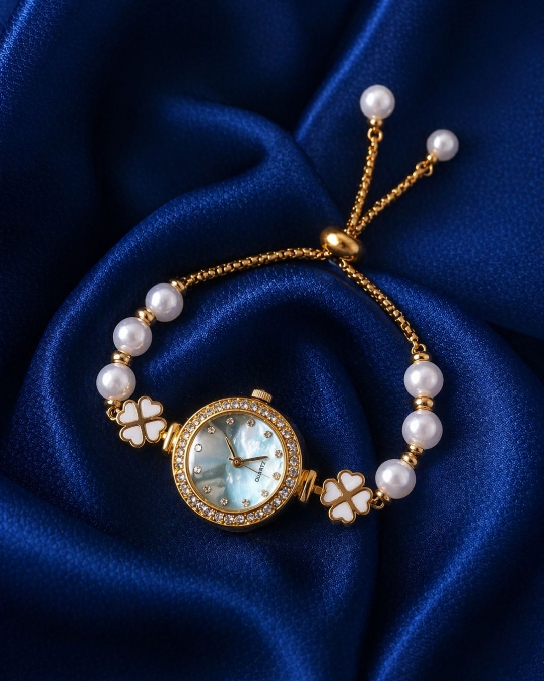 Clover Pearl Watch