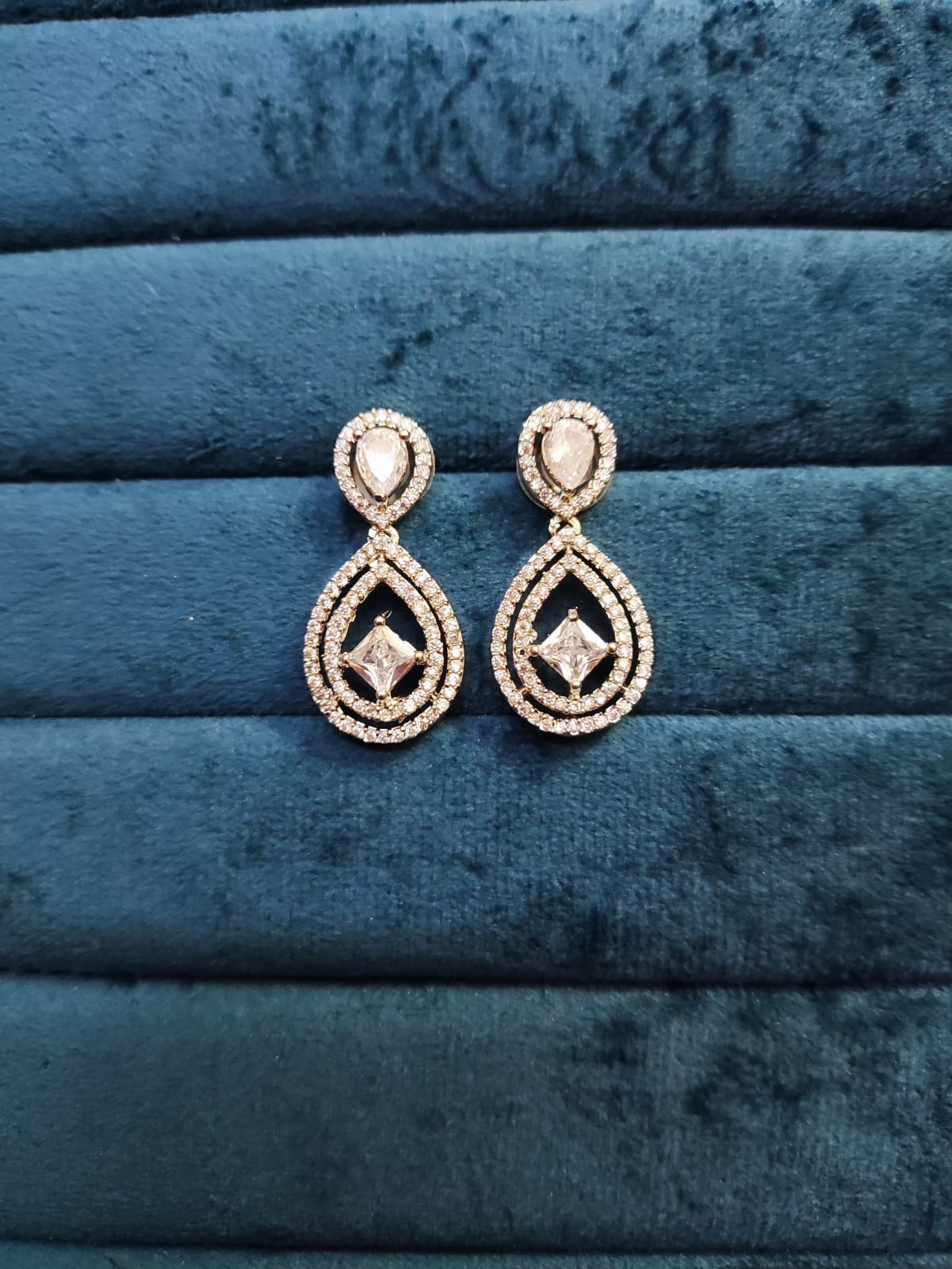 Aurora Drop AD Earrings